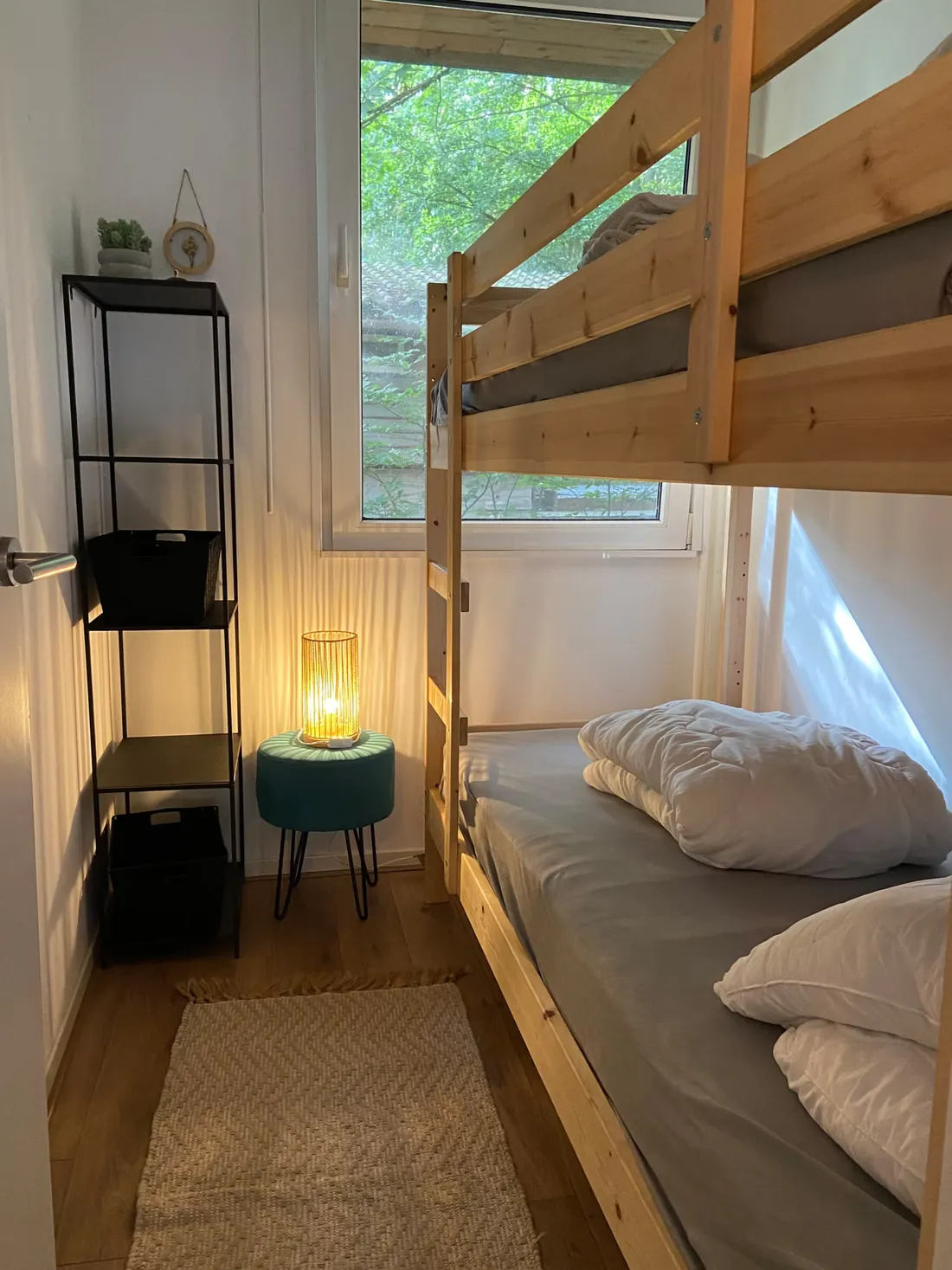 Slaapkamer met stapelbed in Chalet Groenrust